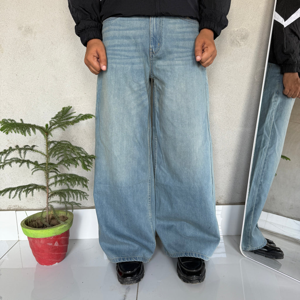 LIGHT BLUE VINTAGE DENIM