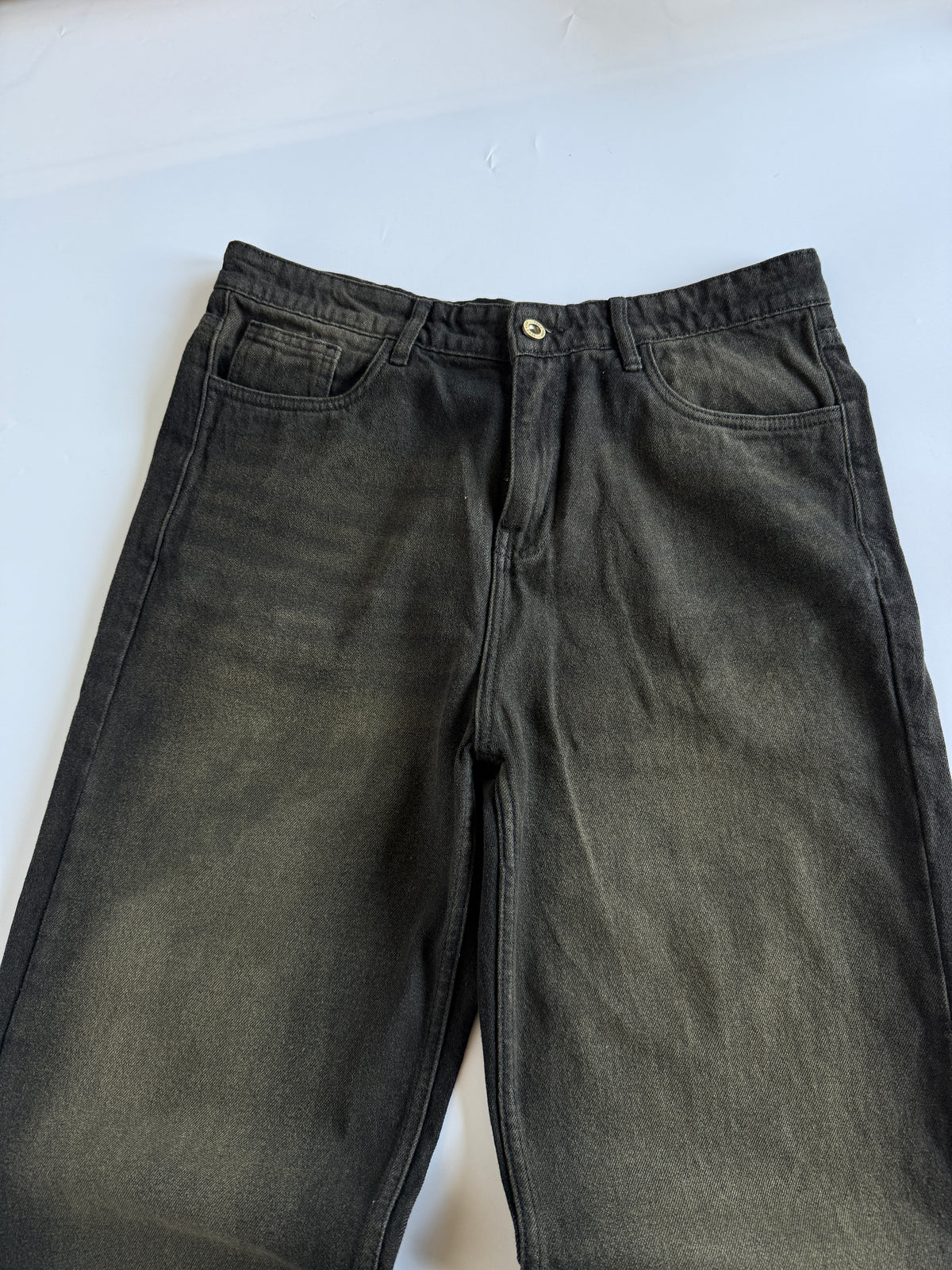 Brown-Tinted Black Baggy Wide Jeans