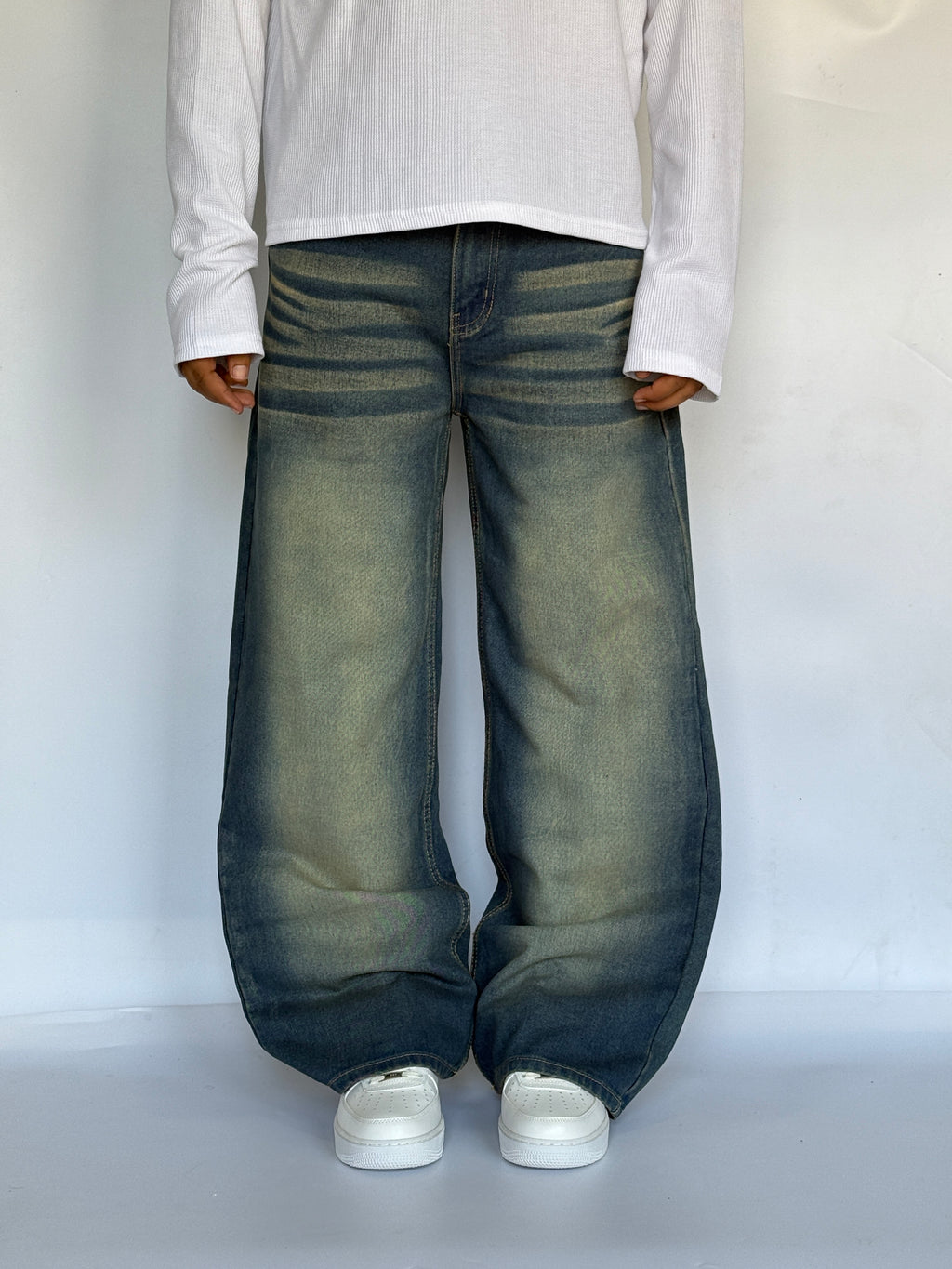 VINTAGE WASH BLUE WIDE LEG