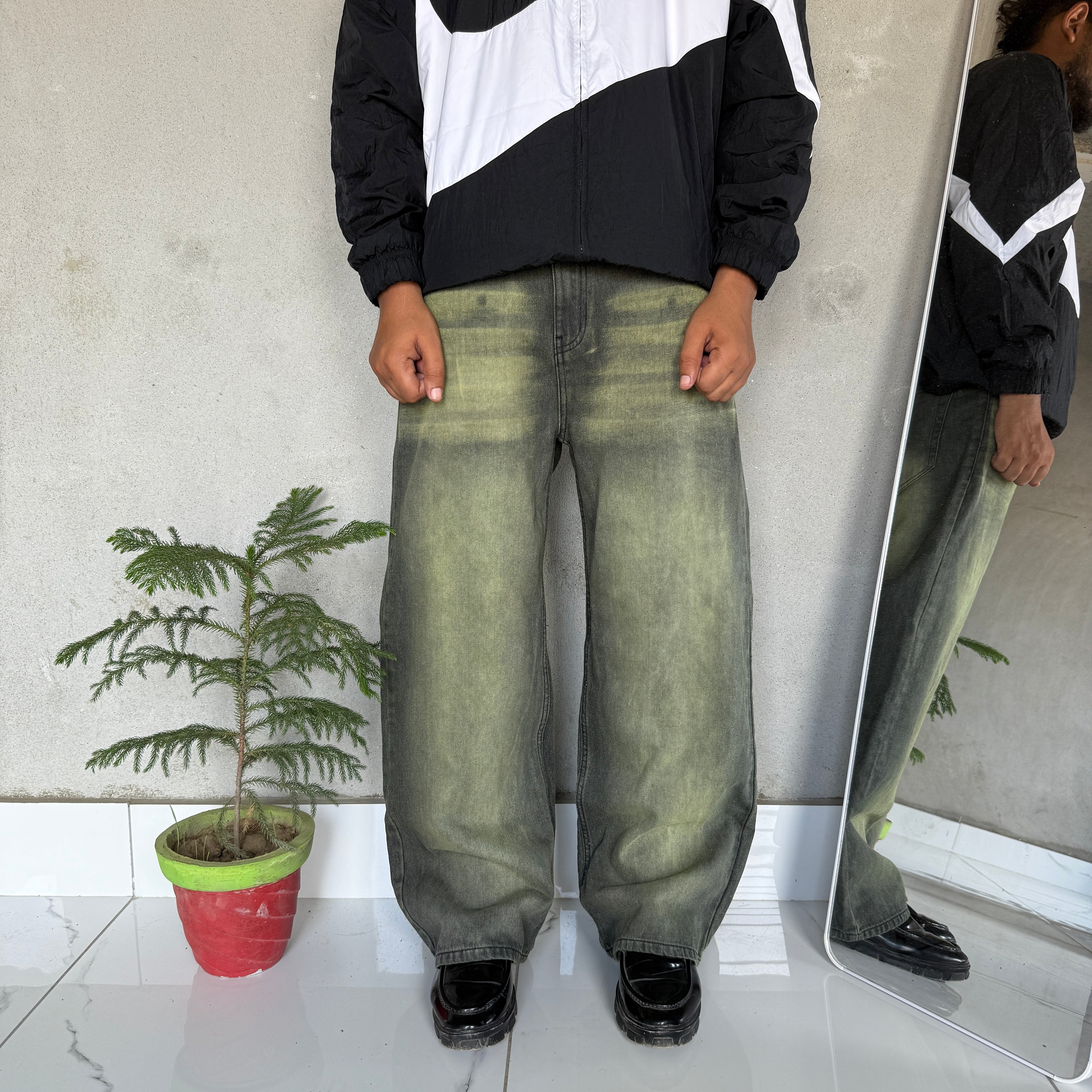 VINTAGE WASH BAGGY DENIM
