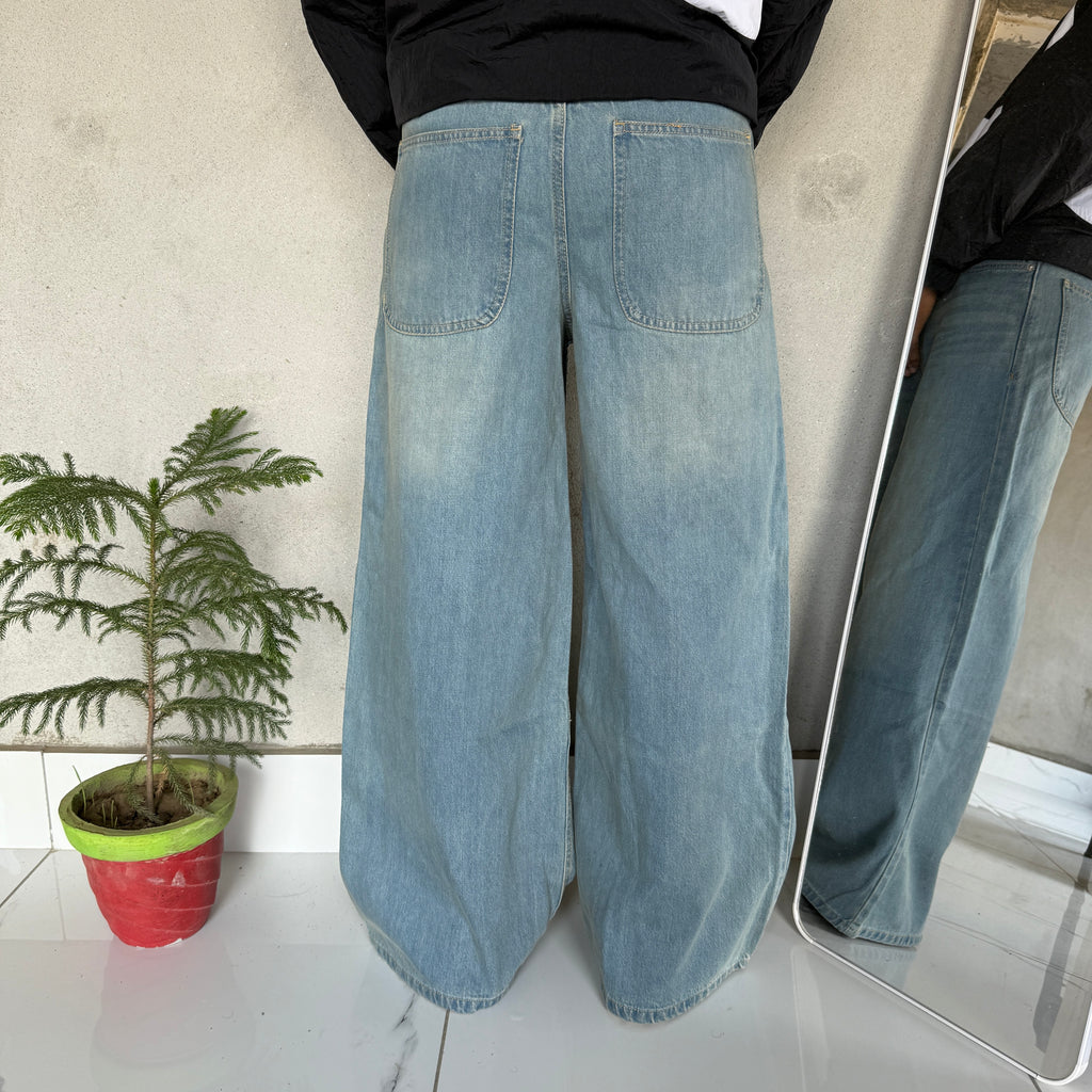 LIGHT BLUE VINTAGE DENIM
